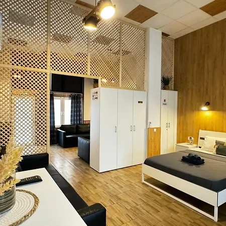 Lliri 7 Apartment *